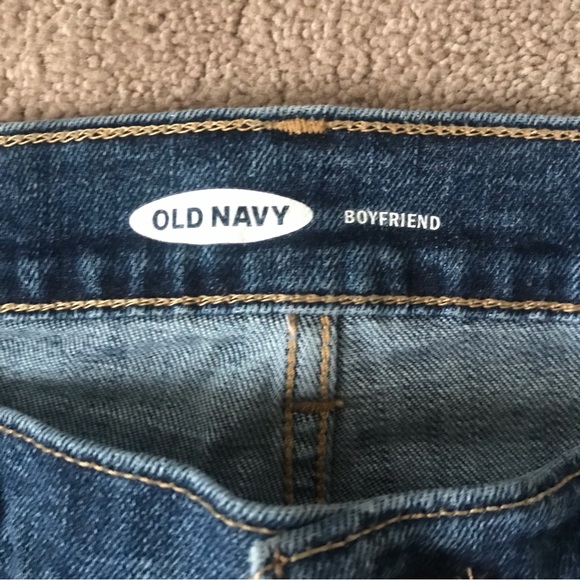 Old navy boyfriend jeans size 10 - Picture 3 of 4